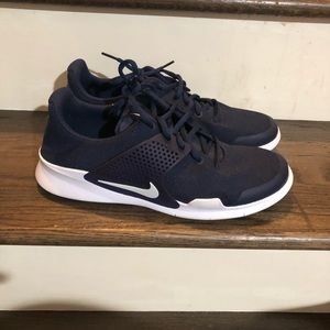 Nike, Men’s Arrowz, Running Sneakers